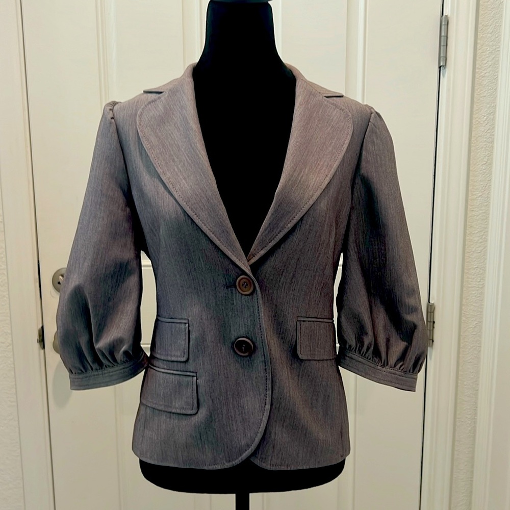 Sz small BCBG 3/4 sleeve summer jacket